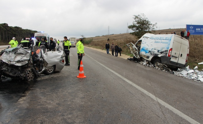 Feci kaza, araç sürücüleri öldü