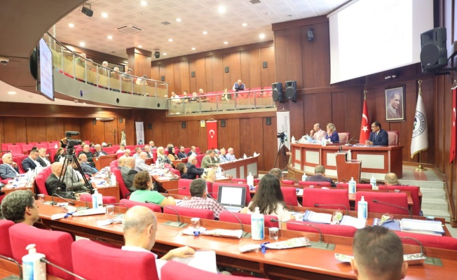 CHP’li meclis üyelerinden Plan Bütçe Komisyon raporuna şerh