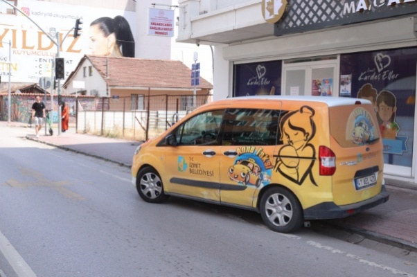 İzmit Belediyesi, Anne Taksi hizmetine devam ediyor