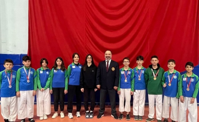 Karate takımı 7 madalya kazandı