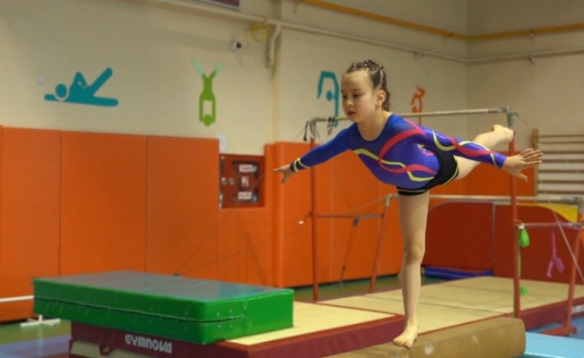 Minik cimnastikçi Elvan'ın hedefi olimpiyatlar