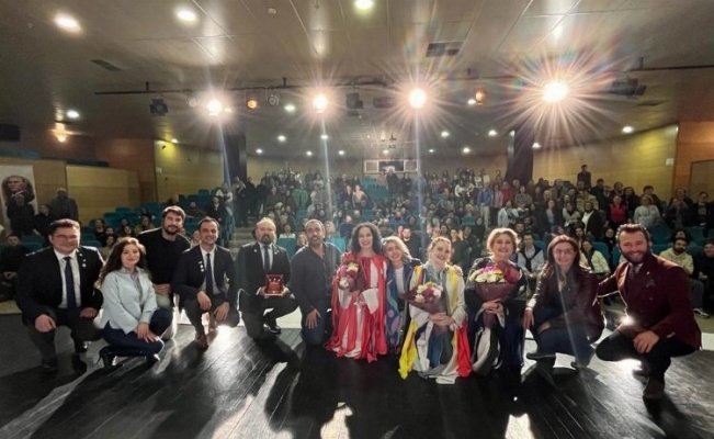 Rotary’den Eskişehir'de 'Sahneden Dayanışma'