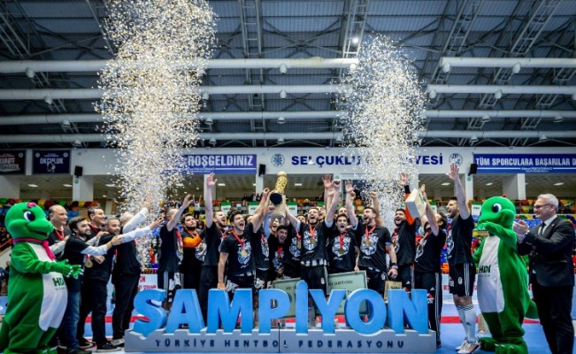 Türkiye Kupası'nda şampiyon Beşiktaş Yurtbay Seramik