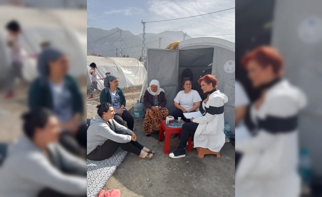 Yelda Başaran'dan depremzedelere psikolojik destek