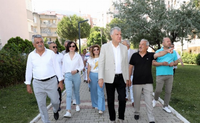 İzmir Narlıdere'de Başkan Engin'den mahalle gezilerine devam