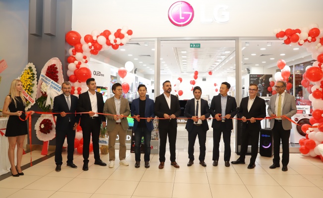 LG Brandshop’un yeni mağazası Gebze Center’da açıldı