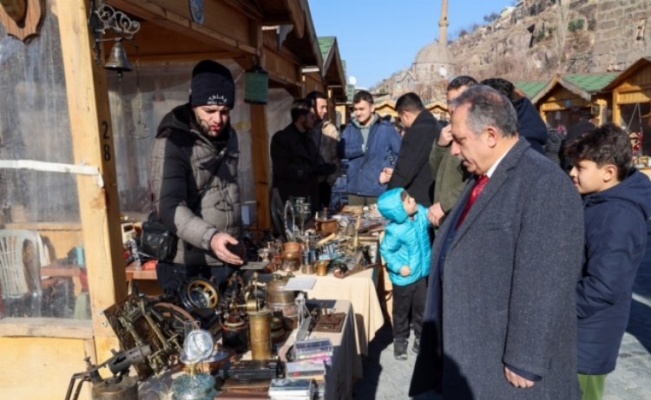 Kayseri Talas'ta Antika Pazarı'na yoğun ilgi