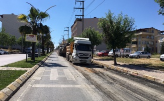 Darıca'da yol onarımı yapılıyor