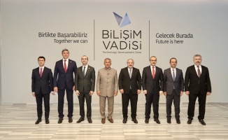 Tataristan  Cumhurbaşkanı  Bilişim Vadisi'ni ziyaret etti