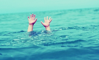 15  yaşındaki genç denizde boğuldu
