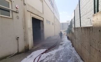 Çayırova'da kimya fabrikasında yangın