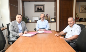 Çayırova Belediyesi'nde TİS imzalandı