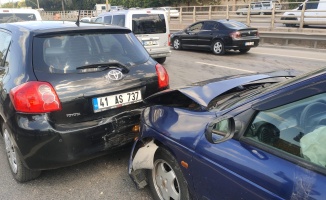 Gebze'de iki ayrı kazada 1 kişi yaralandı