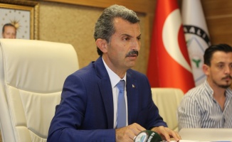 Kocaali Belediyesi Meclisi üyeleri, huzur haklarını yangın mağdurları için Türk Kızılay'a bağışladı