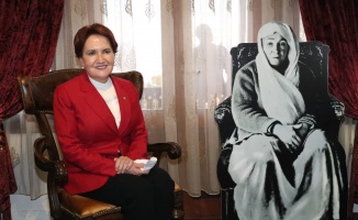 Akşener Atatürk Evi’ni gezdi