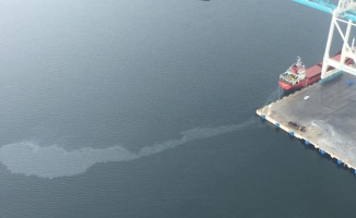 İzmit Körfezi'ni kirleten gemiye 1 milyon 197 bin lira ceza