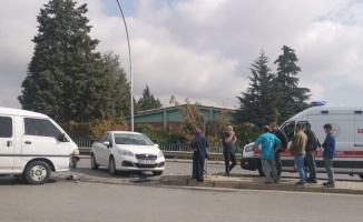 Gebze'de kaza: sürücü yaralandı