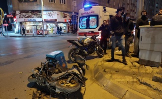 Gebze'de iki motosiklet çarpıştı: 2 yaralı