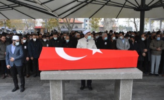 Kırklareli'ndeki trafik kazasında yaşamını yitiren askerin cenazesi Balıkesir'de defnedildi