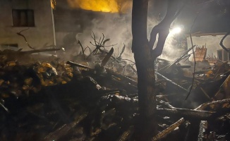 Balıkesir'de evinde yangın çıkan 96 yaşındaki kişi öldü