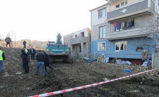 Kırklareli'ndeki taşkında ağır hasar gören binaların yıkımına başlandı
