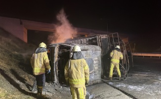 Kuzey Marmara otoyolunda alev alan kamyonun şoförü öldü