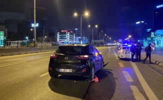 Maltepe'de kaza sonrası çekici bekleyen sürücü başka aracın çarpması sonucu öldü