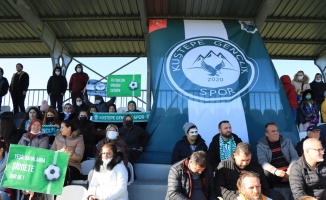 Rakibinin yüzüne tekme atmasıyla yaralanan amatör futbolcuya Kırklareli'de destek