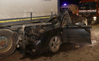 Tır ile otomobil çarpıştı: 2 kişi ağır yaralandı