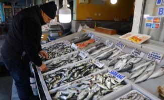 Tekirdağ'da balık fiyatları lodosla yükseldi