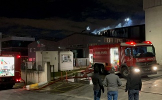 Tuzla'da mobilya fabrikasında yangın çıktı