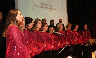 Belediye korosu kadınlar için konser verdi