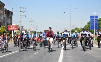 Avrupa Günü Bisiklet Etkinliği’nde yüzlerce kişi pedal çevirdi