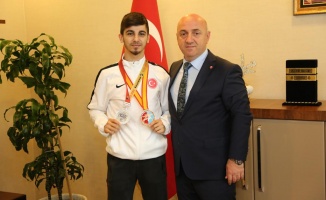 Eray Şamdan 8. Kez Avrupa şampiyonu