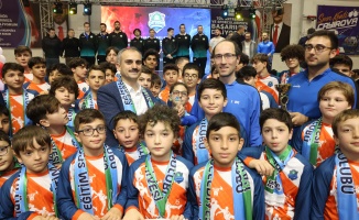 Çayırova'da sporcular onurlandırıldı