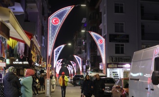 İstiklal Caddesi de artık Atatürk’ün ışığıyla aydınlanıyor!