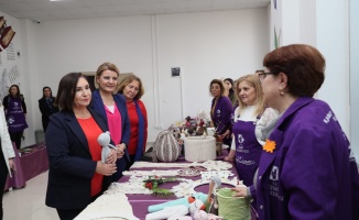 Selvi Kılıçdaroğlu, İZGİM’de üretici kadınlarla buluştu