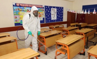 Okullar  dezenfekte ediliyor