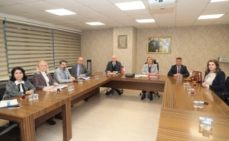 Başkan Hürriyet, ekibiyle toplantı yaptı