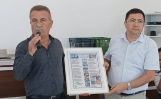 Vali Yardımcısına Murat Kaya’nın şiir kitabı hediye edildi