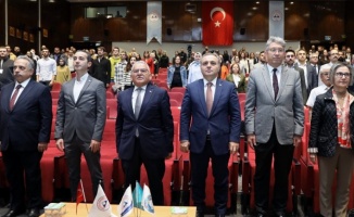 Kayseri Erciyes Üniversitesi'nden çifte kongre